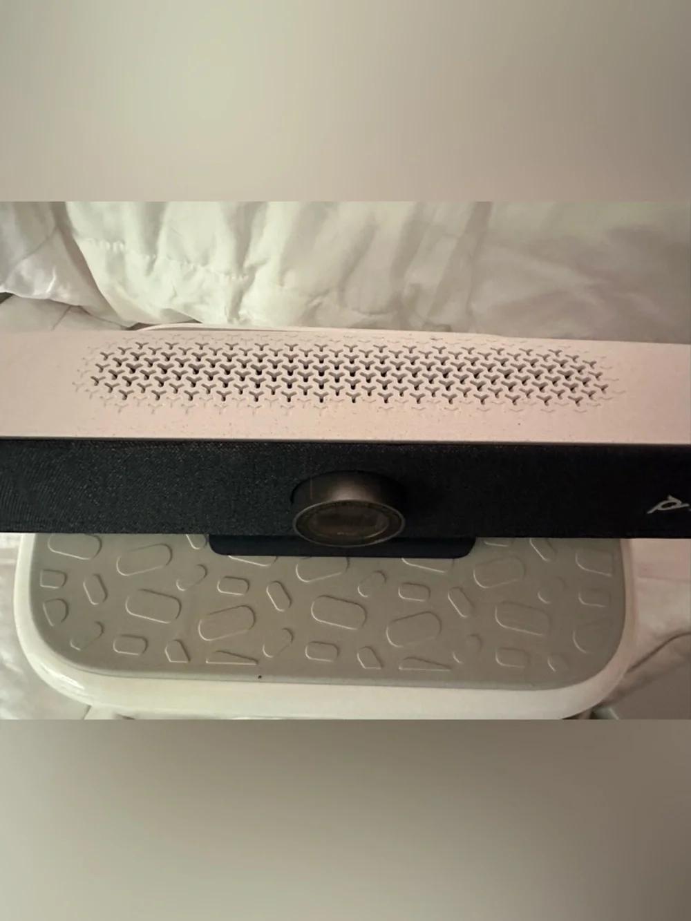 Poly Studio P15 Personal Video Bar (Plantronics + Polycom)